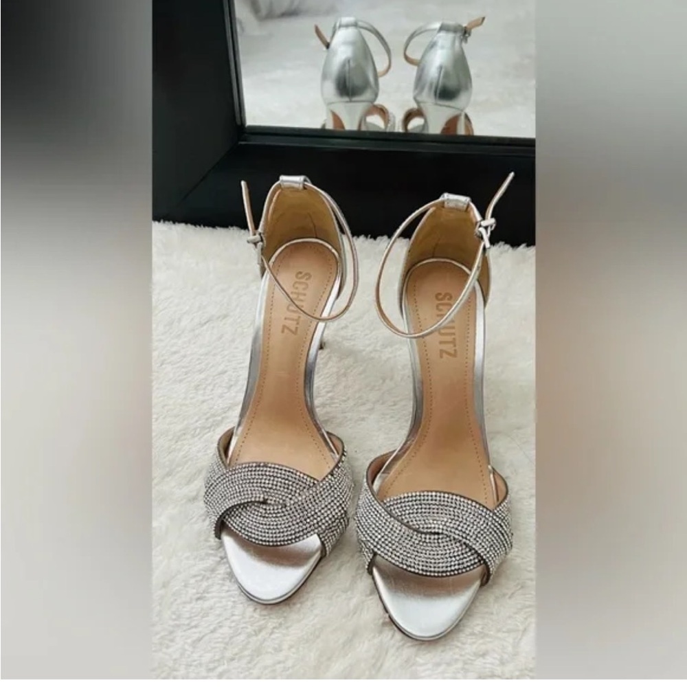 SCHUTZ Silver and Rhinestone Leather Sequins Heels sz 8